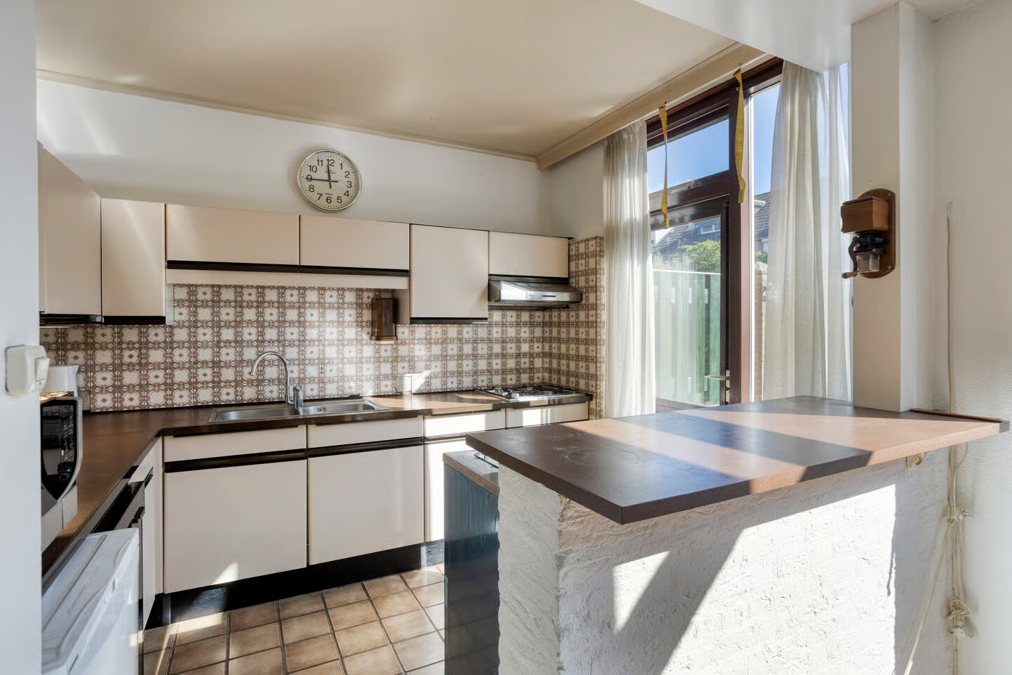 Tussenwoning te koop: Staringstraat 93, Oss