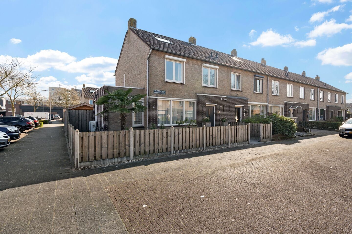 Hoekwoning te koop: De Meesterstraat 61, Oss