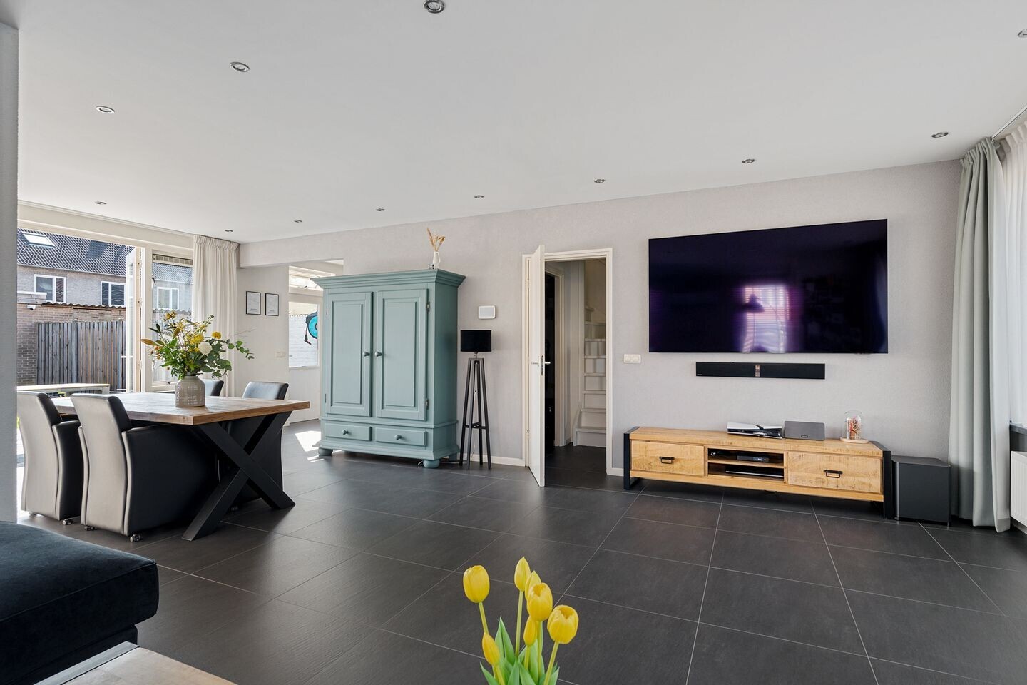 Hoekwoning te koop: De Meesterstraat 61, Oss