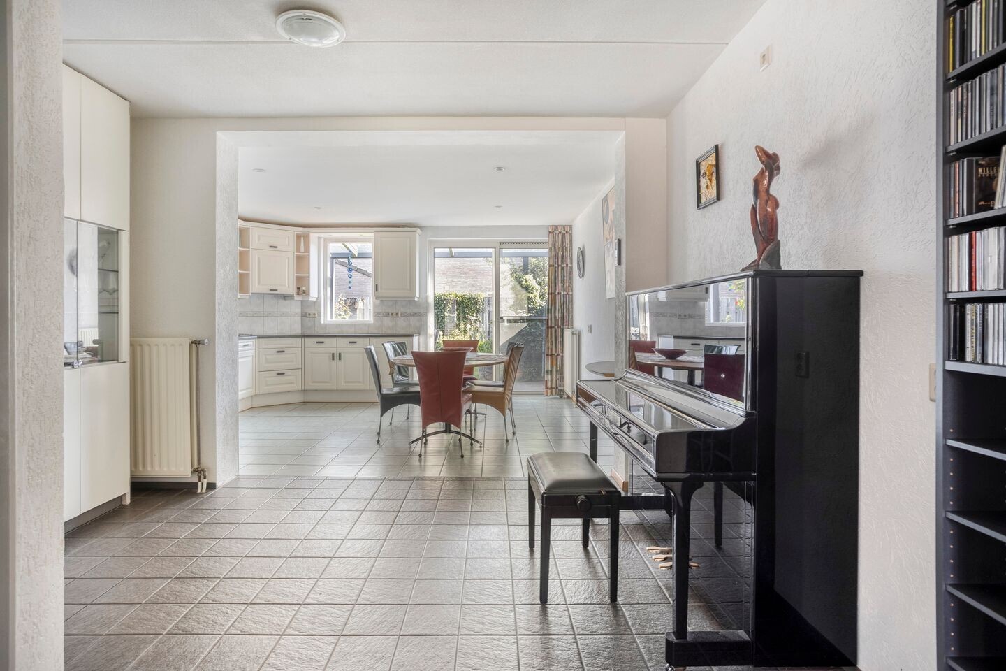 Tussenwoning te koop: Vlinderstraat 93, Oss