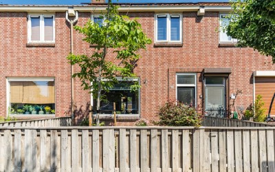 Burgemeester Ploegmakerslaan 61