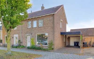 Burgemeester Ploegmakerslaan 8