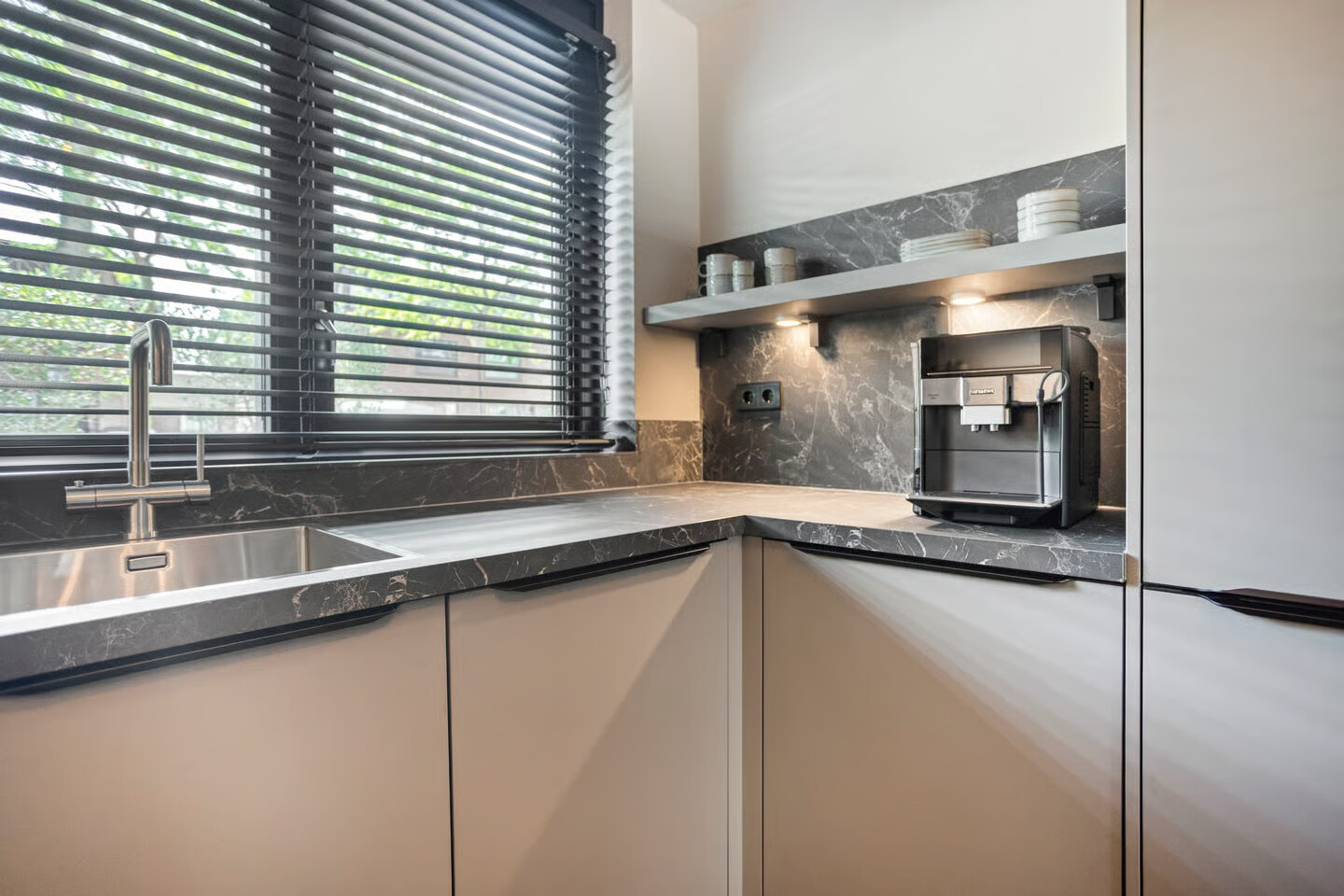 Tussenwoning te koop: Haagpoort 36, Oss