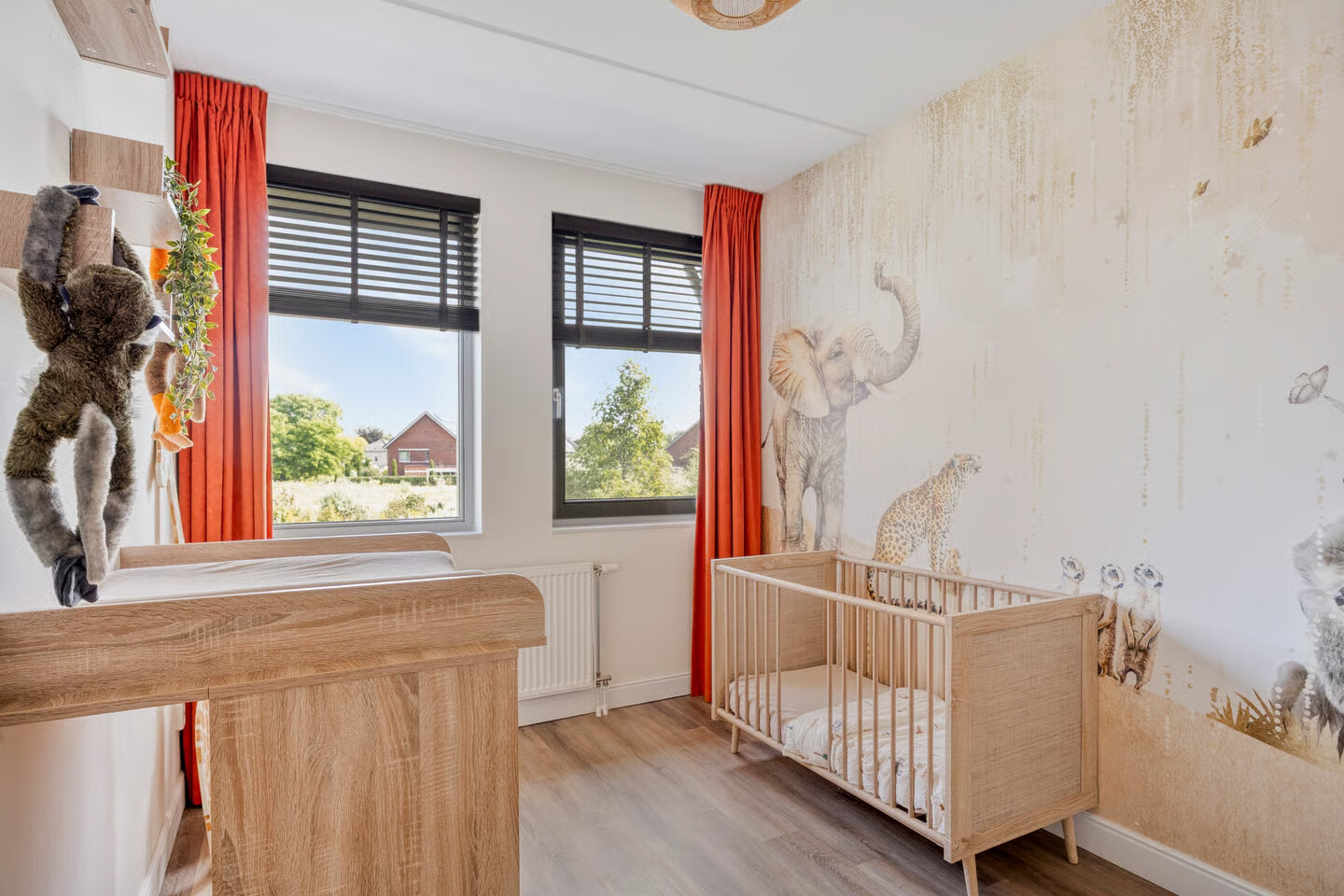 Tussenwoning te koop: Laan der Middeleeuwen 11, Oss