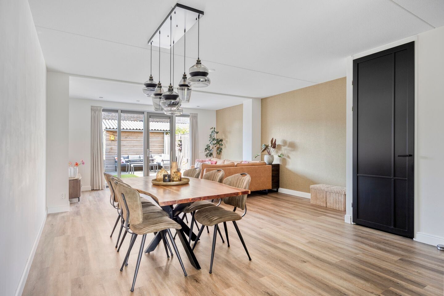Tussenwoning te koop: Laan der Middeleeuwen 11, Oss
