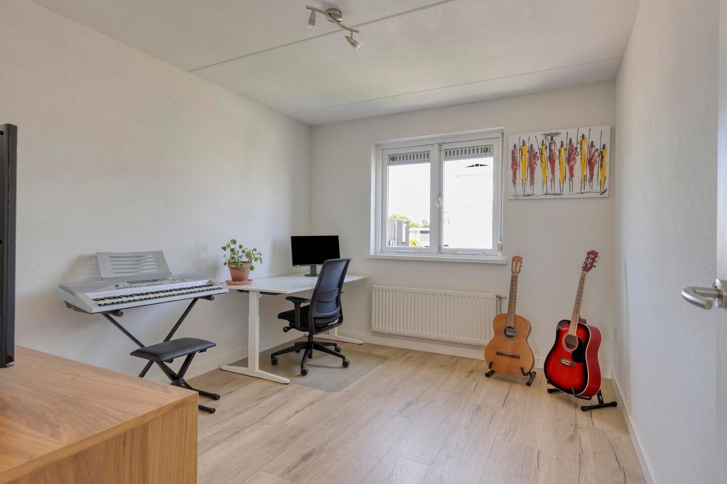 Tussenwoning te koop: Luchtenburg 20, Oss