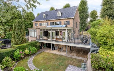 G.W. Lovendaalsingel 24