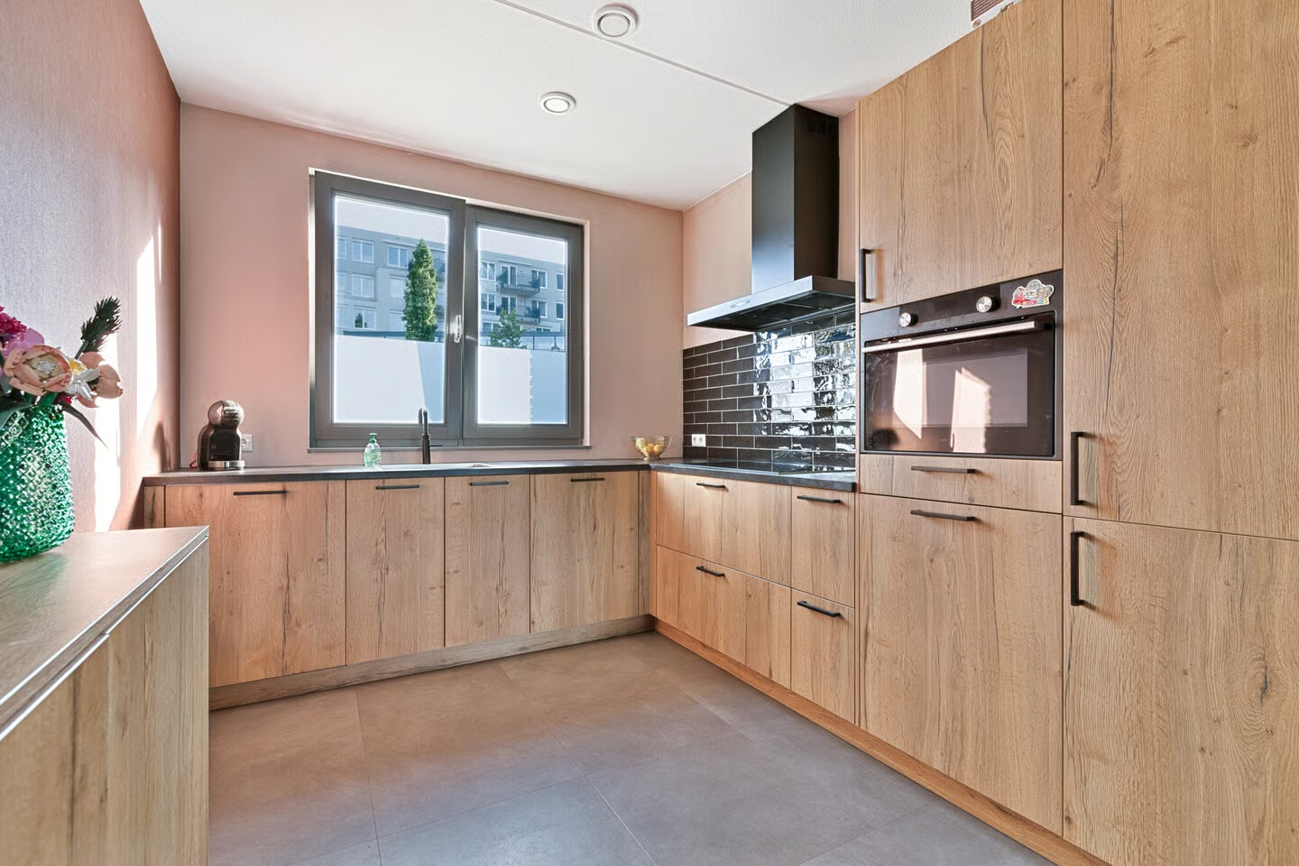 Tussenwoning te koop: Baronesstraat 13, Grave