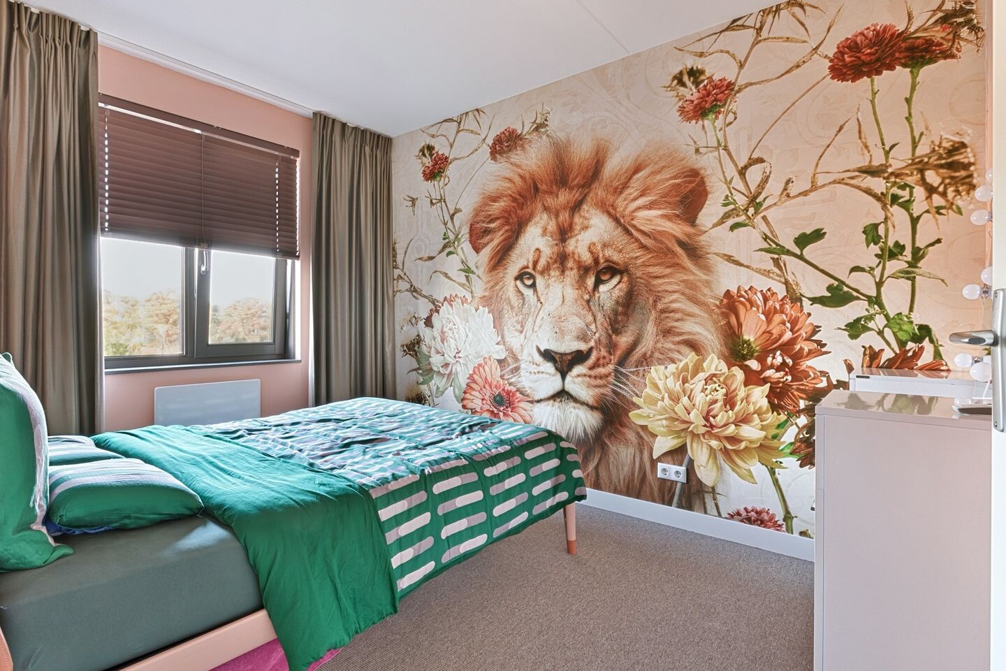 Tussenwoning te koop: Baronesstraat 13, Grave
