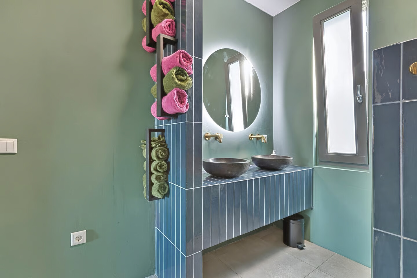 Tussenwoning te koop: Baronesstraat 13, Grave