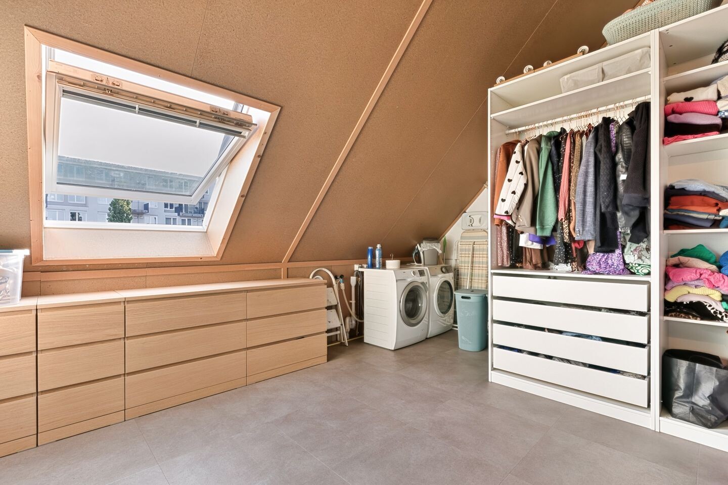 Tussenwoning te koop: Baronesstraat 13, Grave