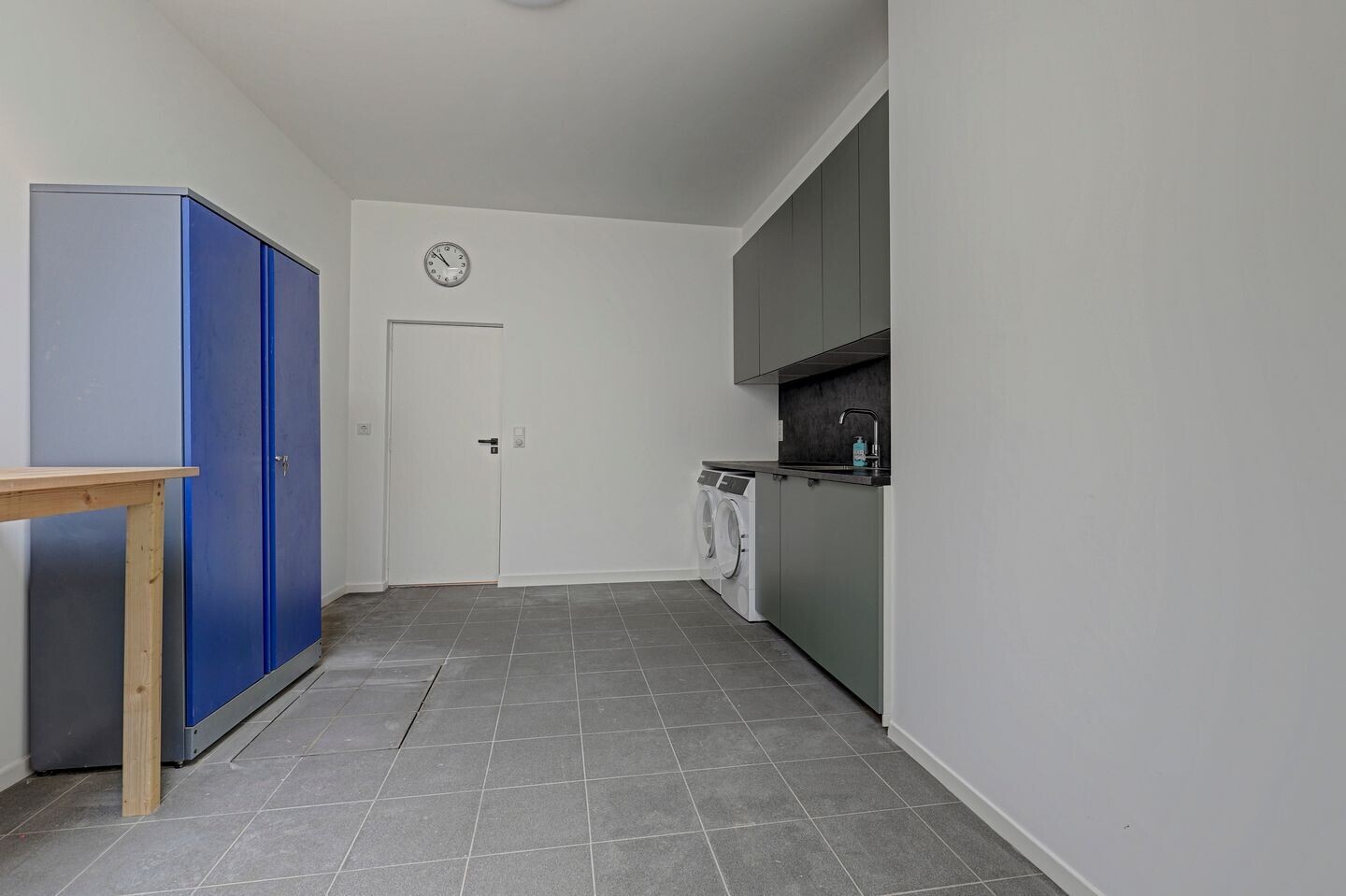 Tussenwoning te koop: Rogstraat 28, Grave