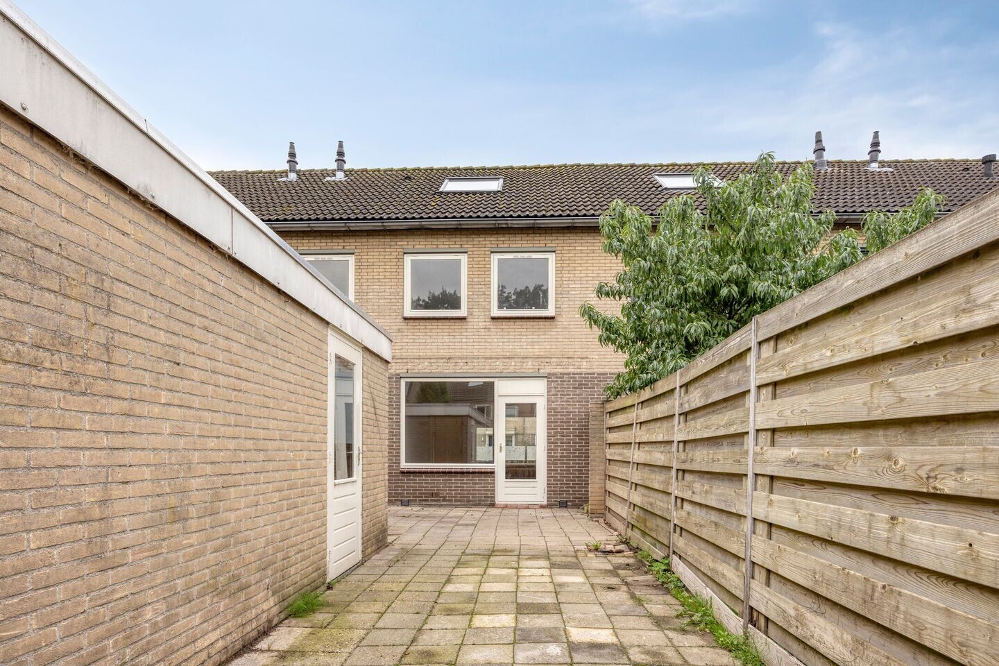 Tussenwoning te koop: Kriegerstraat 22, Grave