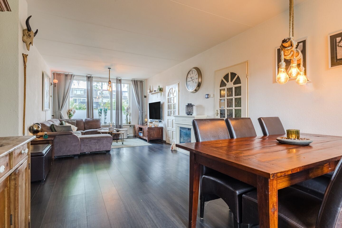 Hoekwoning te koop: Burgemeester Raijmakerslaan 140, Grave