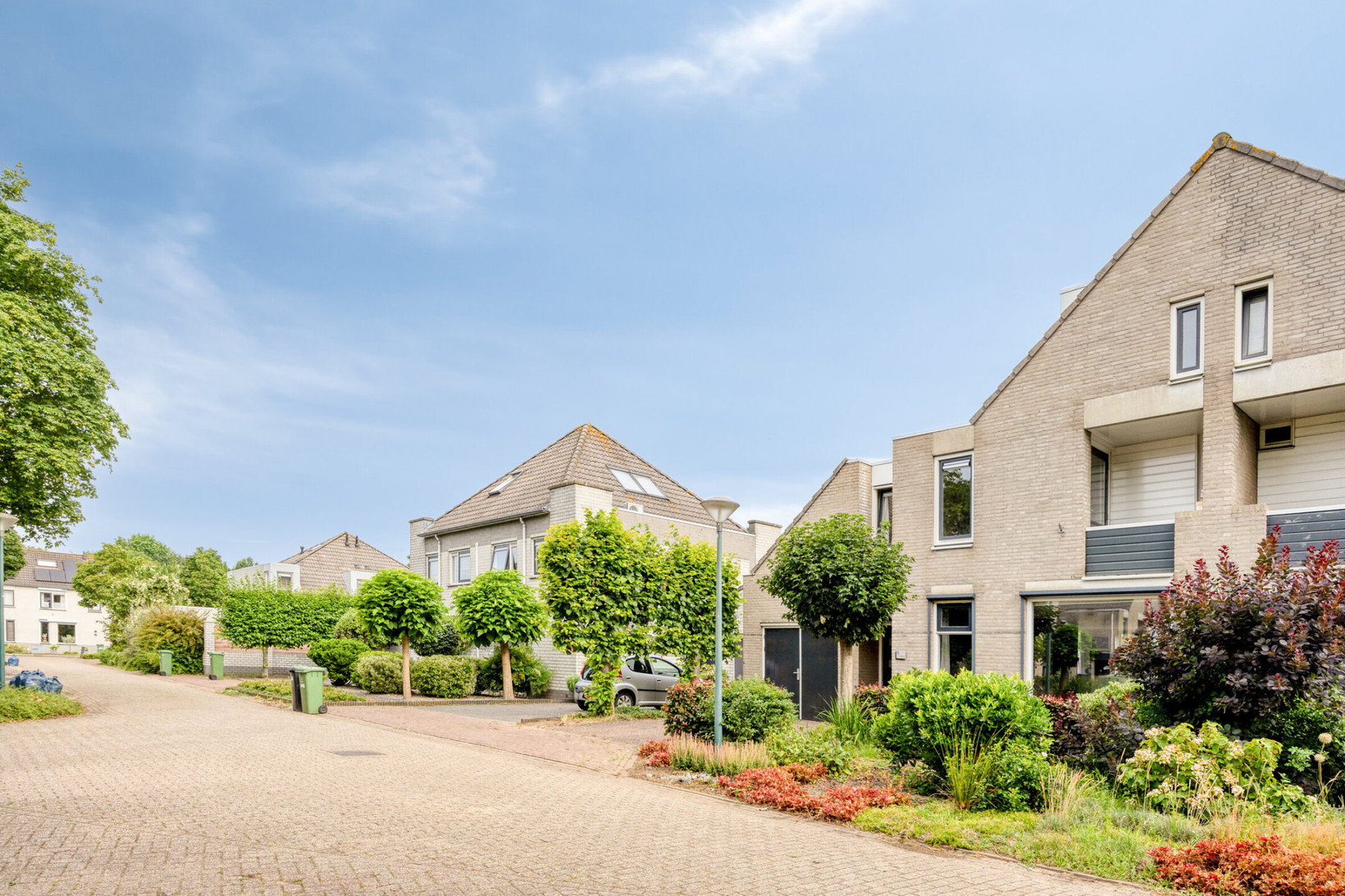 Twee-onder-één-kap te koop: Hoornbloem 5, Grave
