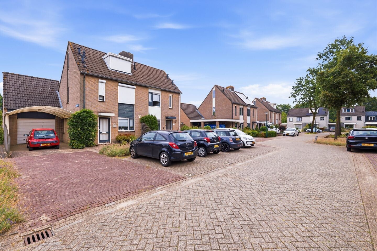 Twee-onder-één-kap te koop: Futenhorst 22, Grave