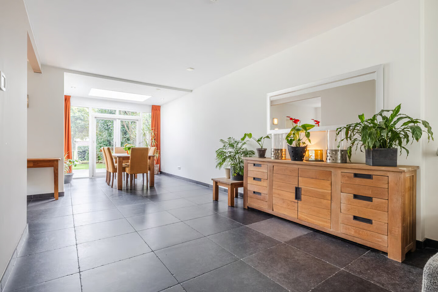Twee-onder-één-kap te koop: Tolschestraat 13A, Velp