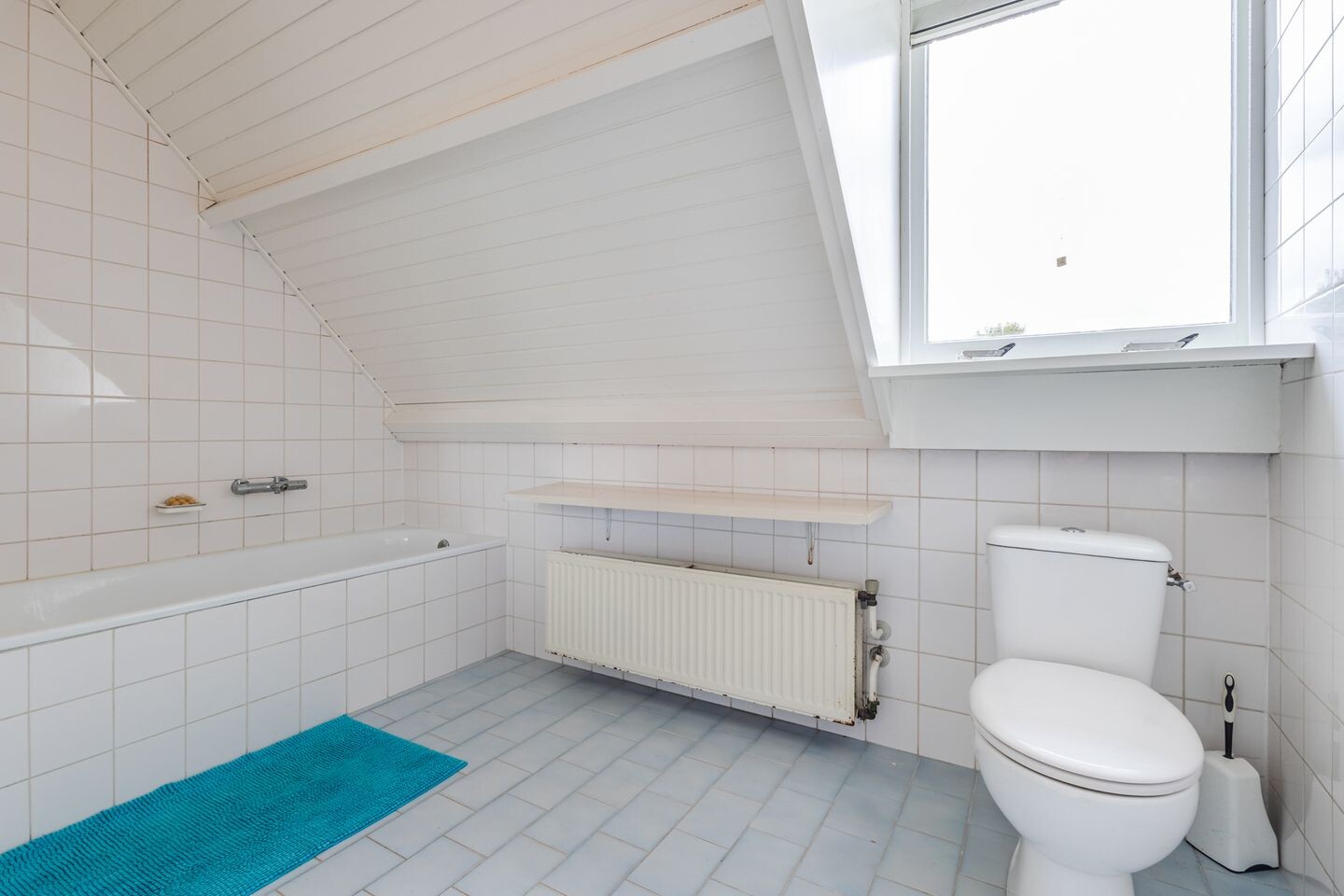 Twee-onder-één-kap te koop: Tolschestraat 13A, Velp