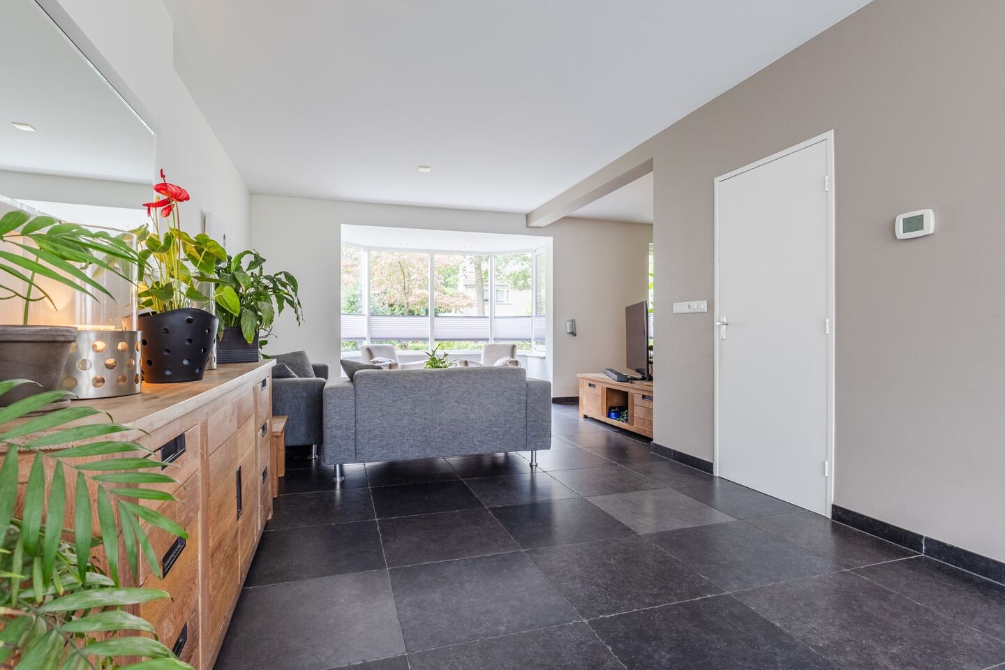 Twee-onder-één-kap te koop: Tolschestraat 13A, Velp