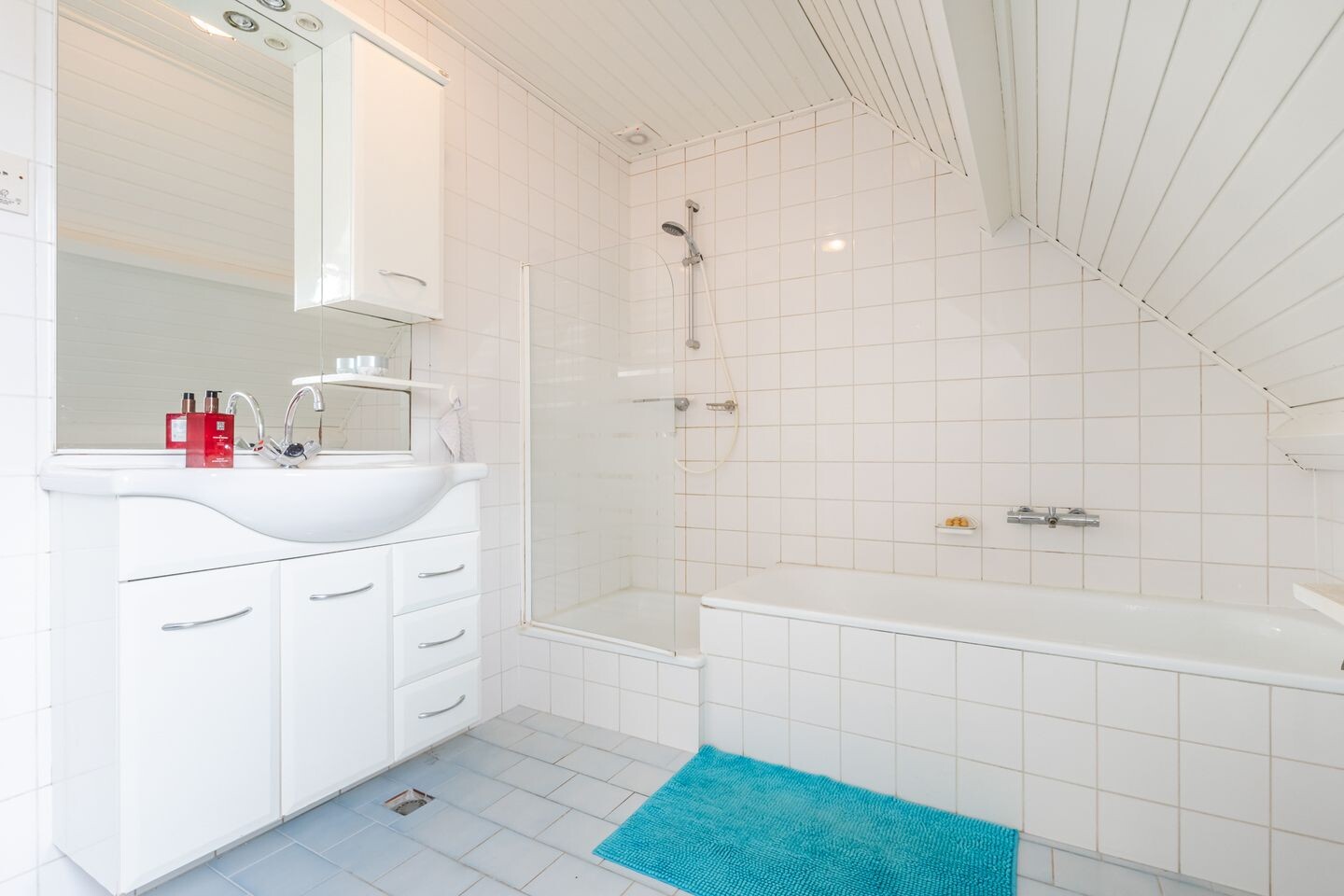 Twee-onder-één-kap te koop: Tolschestraat 13A, Velp