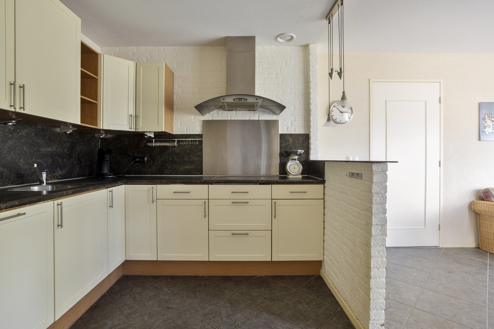 Tussenwoning te koop: Beerschemaasweg 72, Escharen