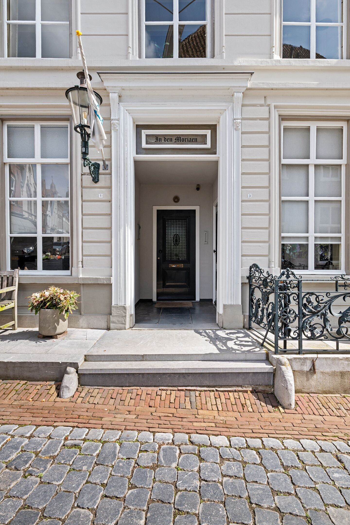 Tussenwoning te koop: Kolonel Wilsstraat 1, Ravenstein