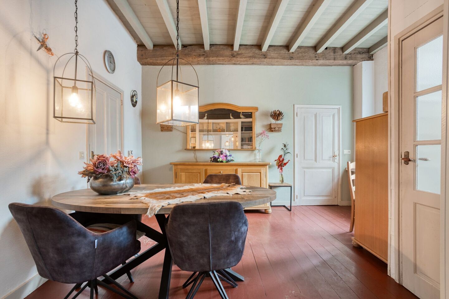 Hoekwoning te koop: St. Luciastraat 10, Ravenstein