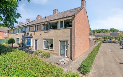 Van den Boo. 30