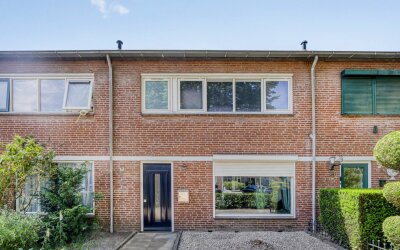 Burgemeester van Claarenbeekstraat 26