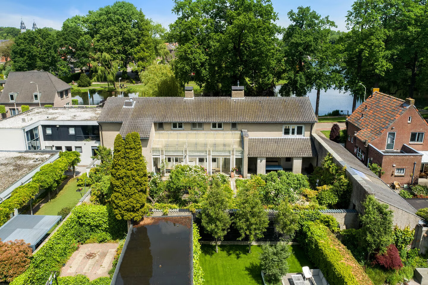 Vrijstaande woning te koop: Contre Escarpe 3, Ravenstein