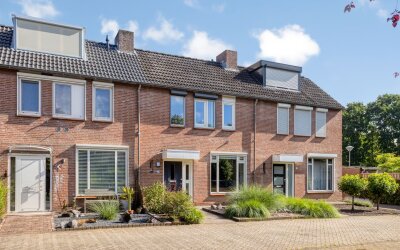 Hoge Graaf 32