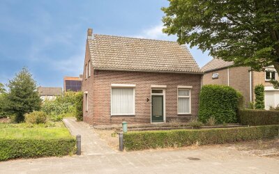 Pater van den Elzenstraat 1
