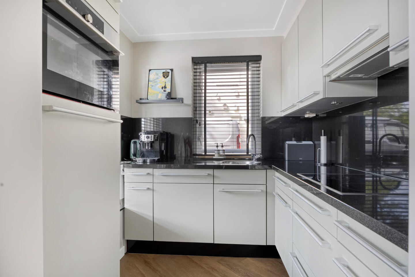 Tussenwoning te koop: Hoefstraat 16, Heesch
