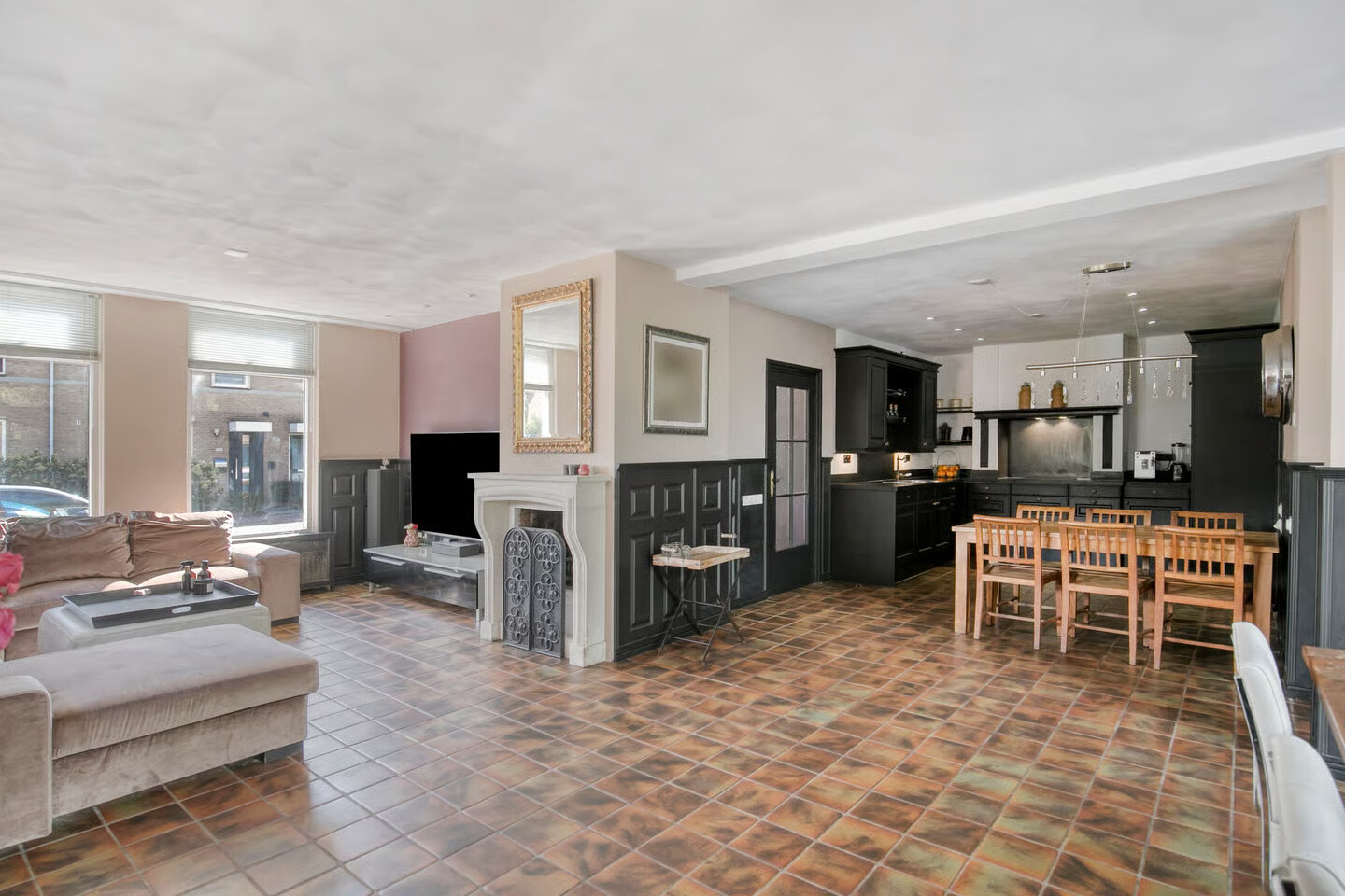Hoekwoning te koop: Tolweg 1A, Geffen