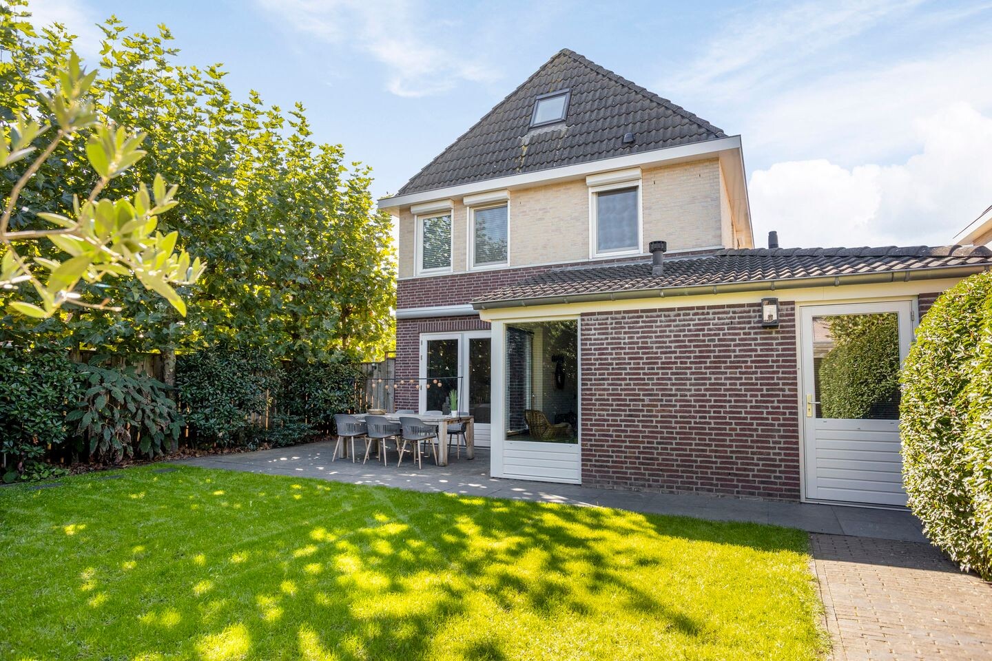 Hoekwoning te koop: Gagel 9, Geffen