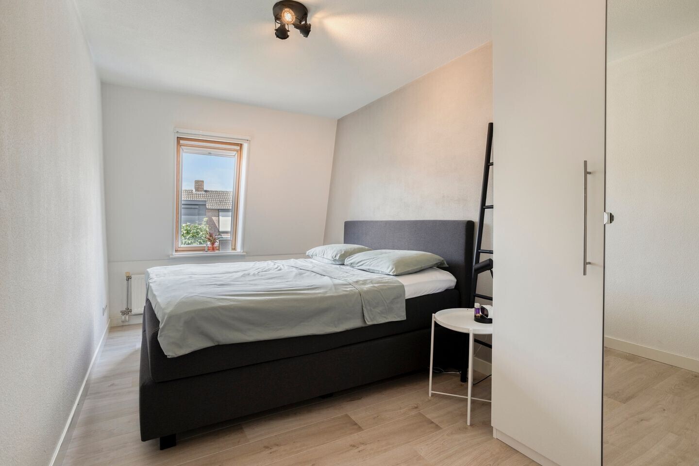 Twee-onder-één-kap te koop: Akkerstraat 17, Nuland
