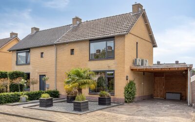 Veldstraat 17