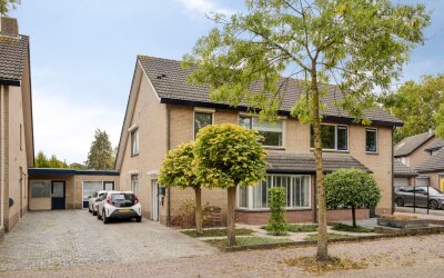 Raadhuisstraat 29