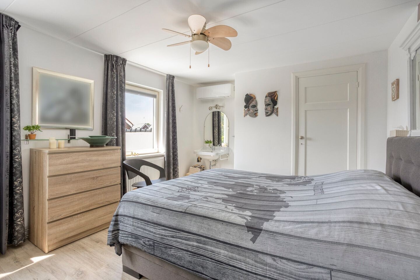 Vrijstaande woning te koop: Schoolweg 12, Lith