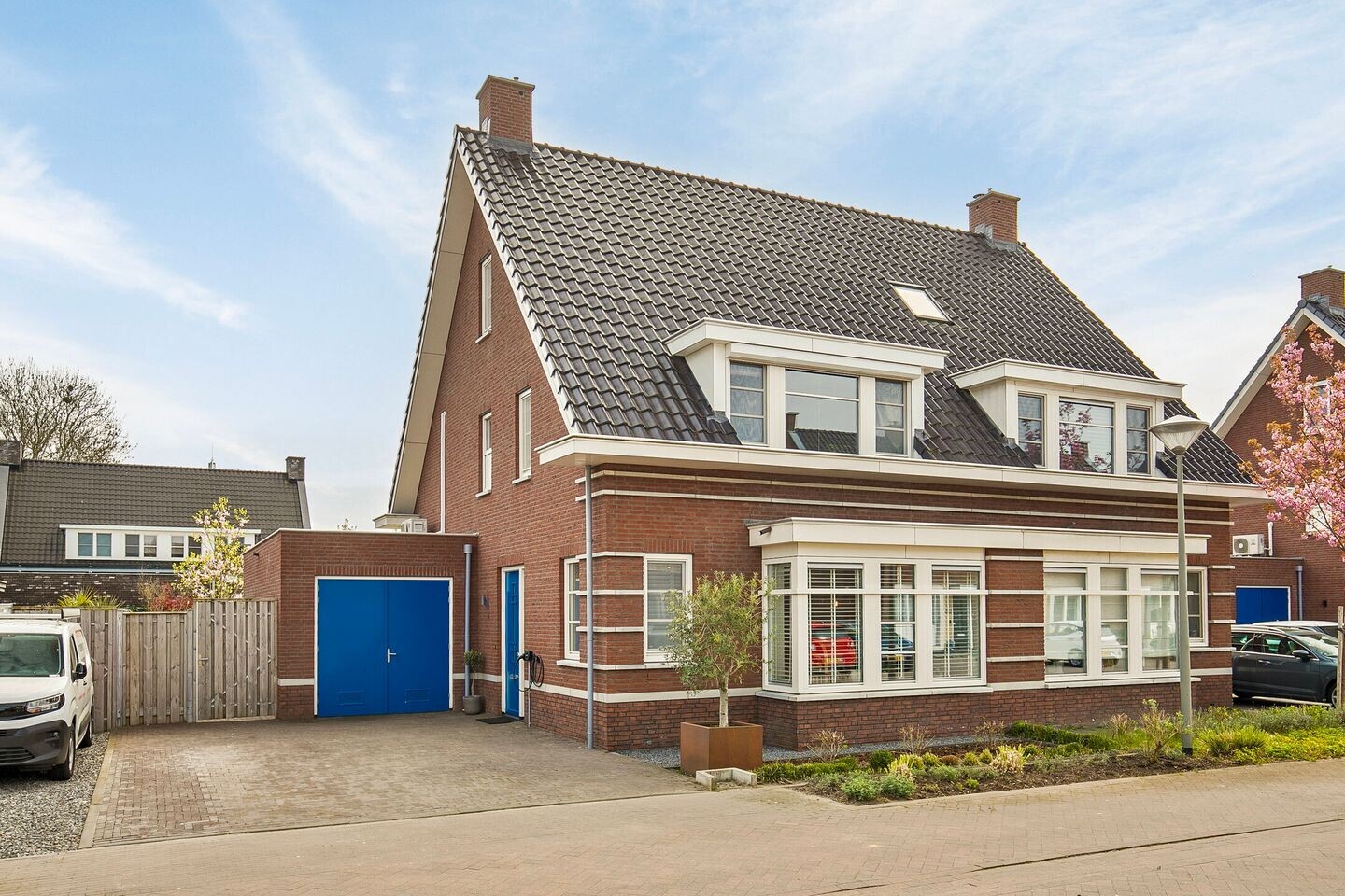 Twee-onder-één-kap te koop: Veldleeuwerik 10, Maren-Kessel
