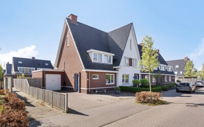 Van Irhoven. 27