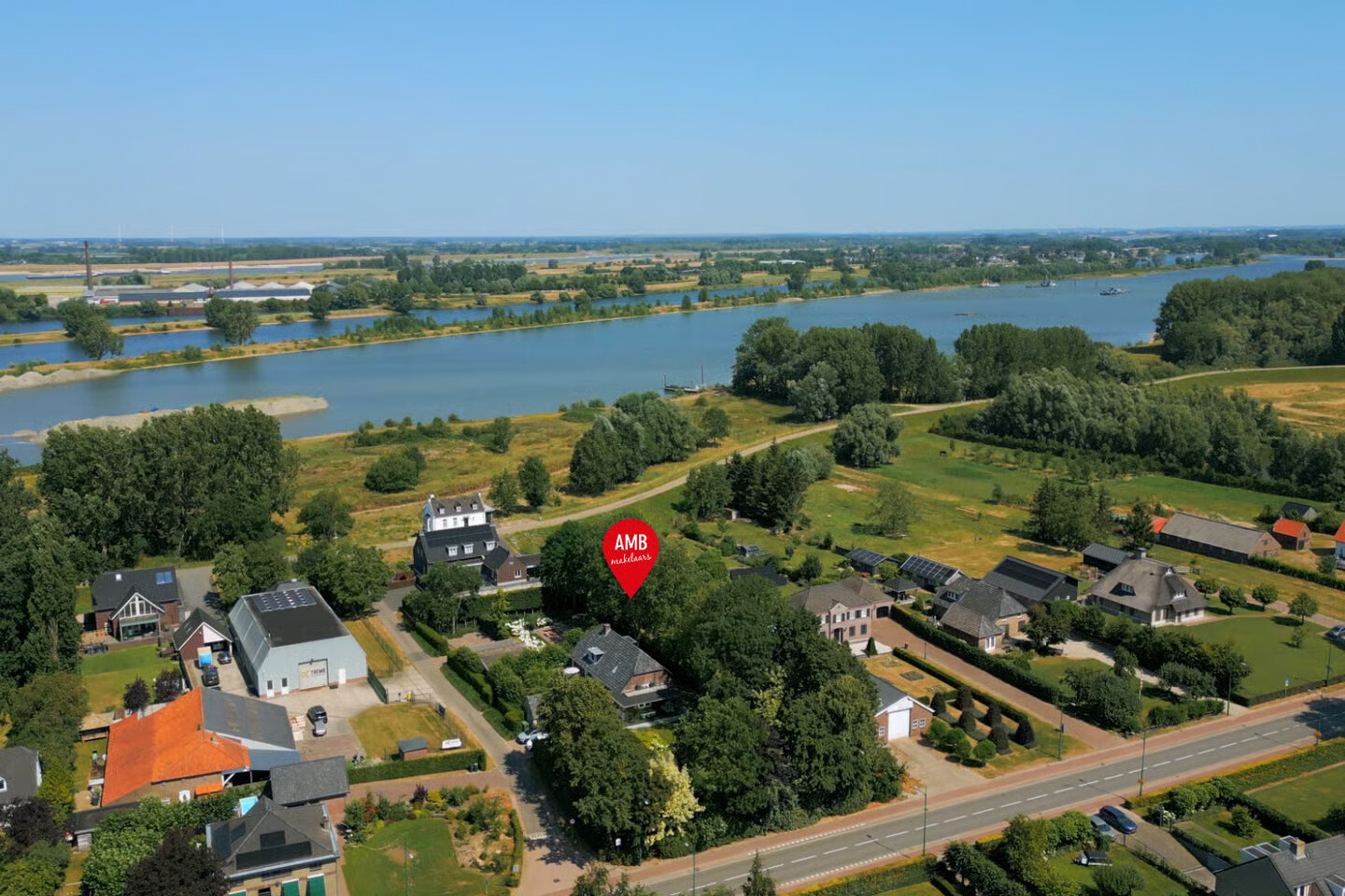 Vrijstaande woning te koop: Dijkstraat 1, Maren-Kessel