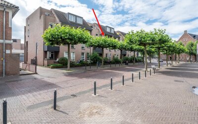 Markt 83