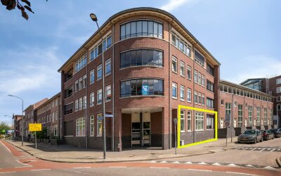 Koopmanstraat 30