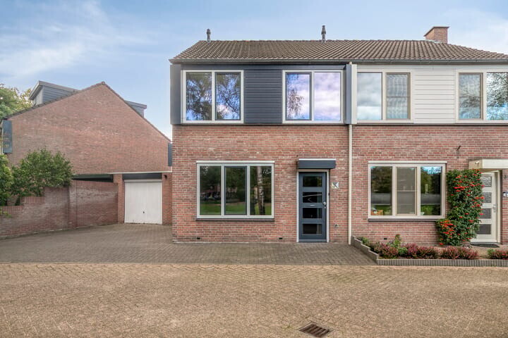Tussenwoning te koop: Ringbaan-Noord 34, Uden
