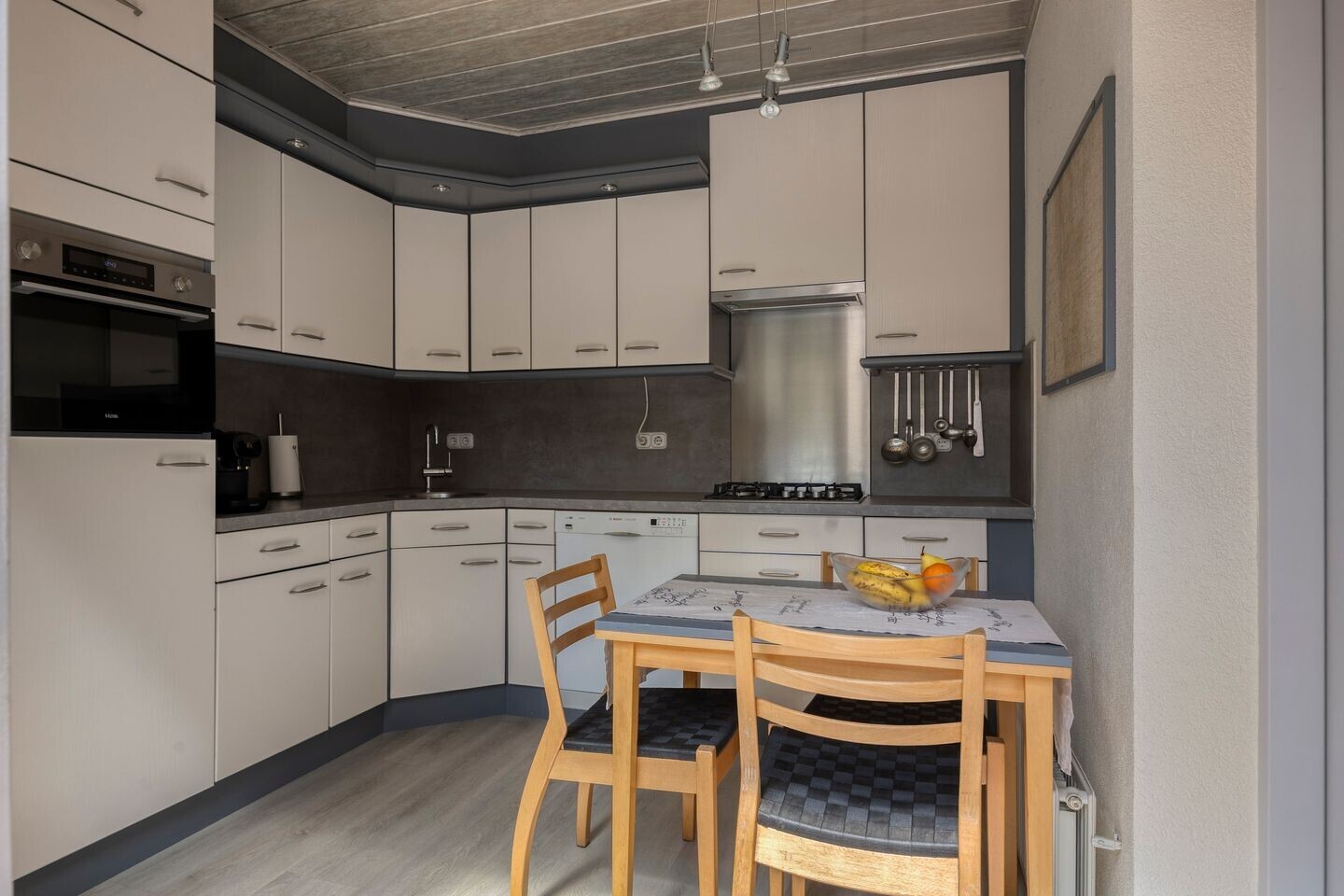Tussenwoning te koop: Sterappel 49, Uden