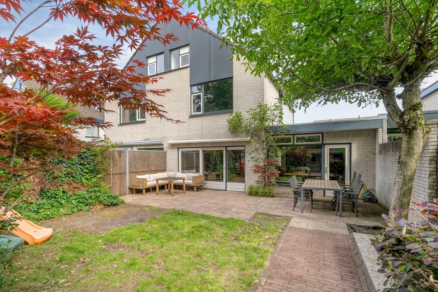 Tussenwoning te koop: Sterappel 7, Uden