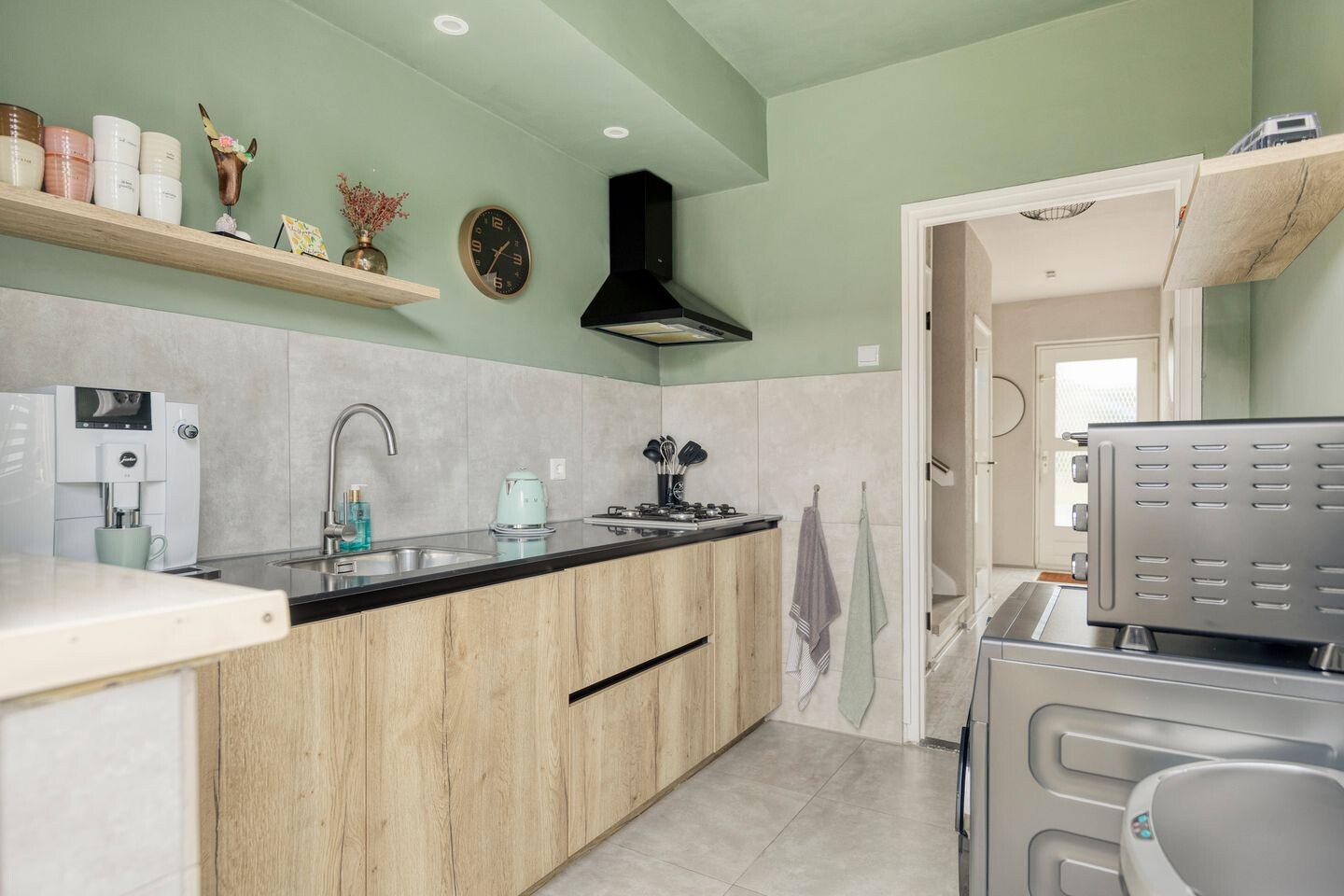 Tussenwoning te koop: Basstraat 37, Uden