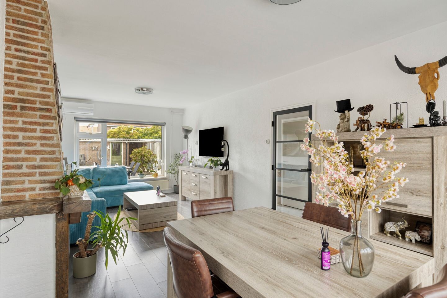 Tussenwoning te koop: Basstraat 37, Uden