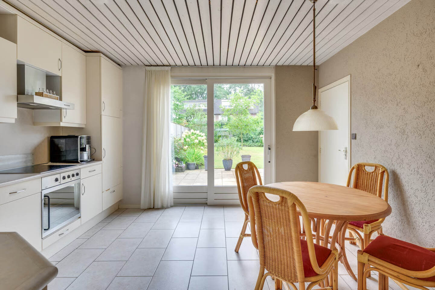 Hoekwoning te koop: Mussenstraat 11, Uden